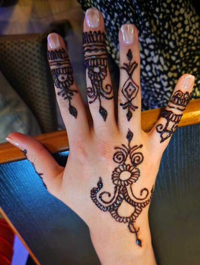Henna Designs by Henna Artists